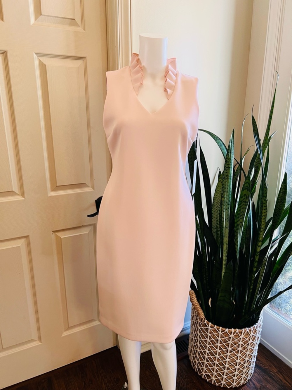 Calvin Klein Petal Pink Sheath Dress Sleeveless Ruffle Collar V Neck NWT Size 6